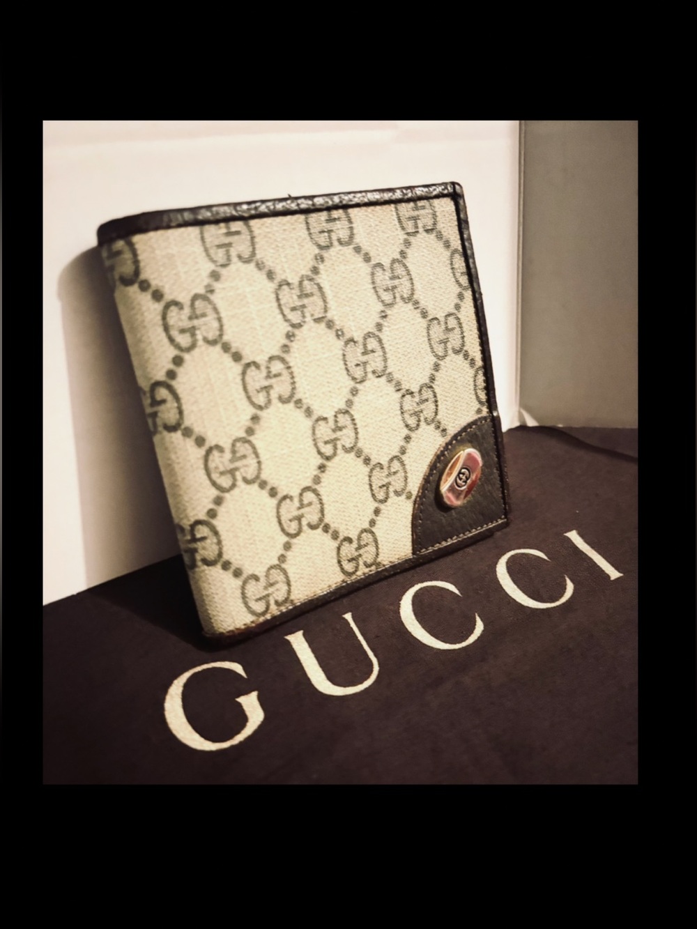 Gucci Wallet - Picture 2 of 14
